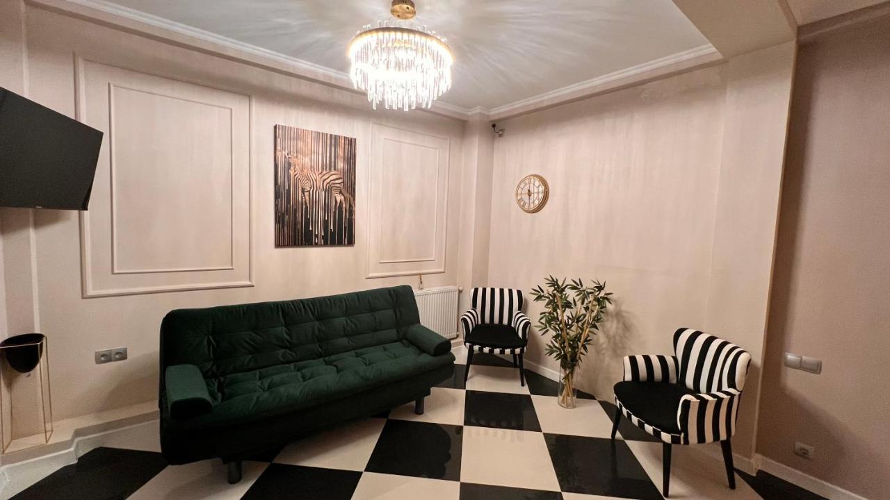 Trinity Hotel Tbilisi Esterno foto